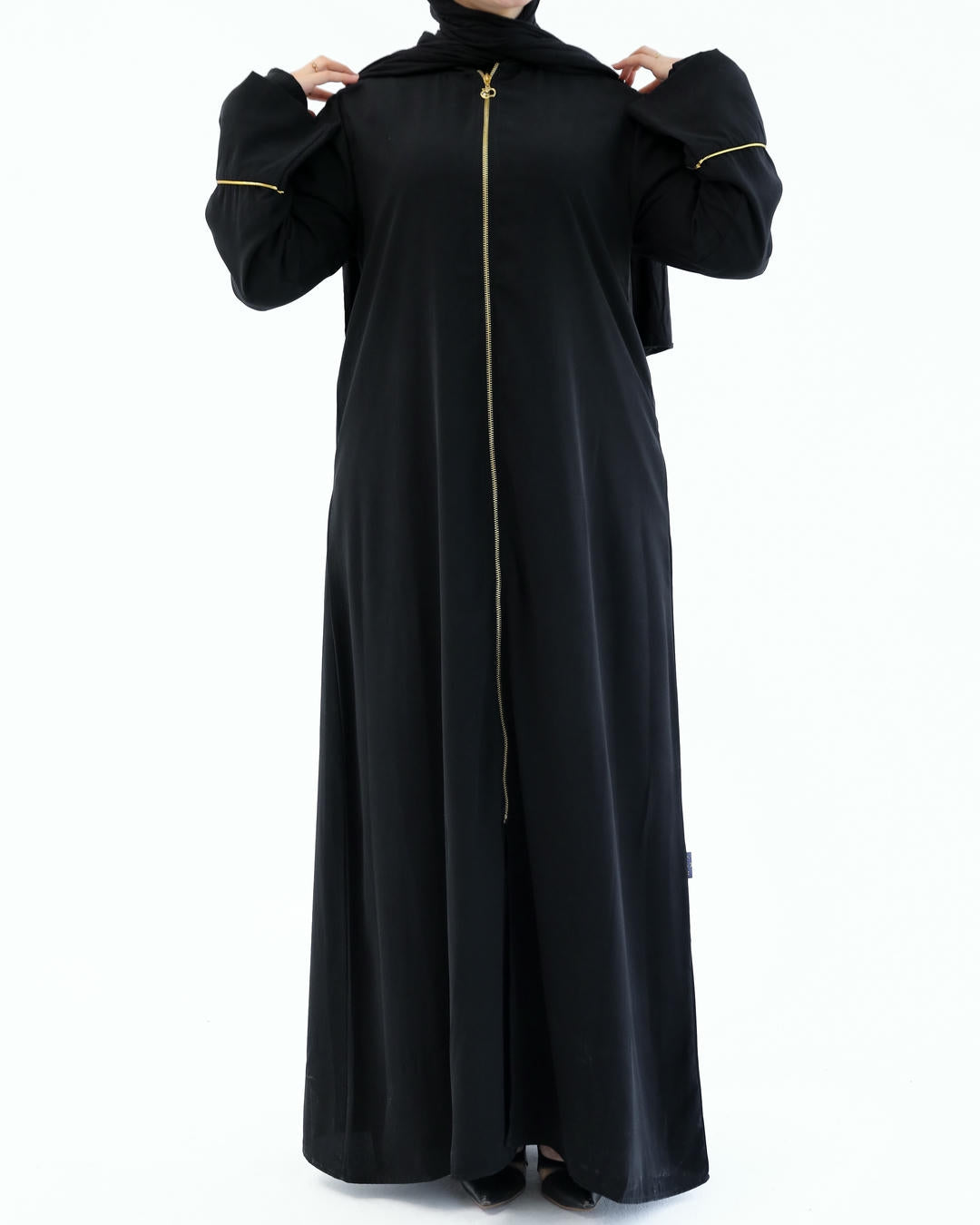 أسود