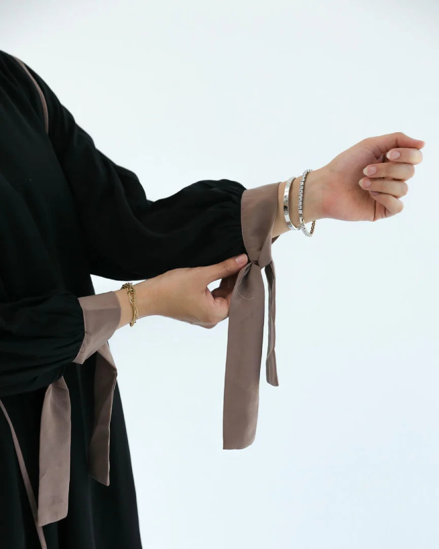 عباية - فيونكة